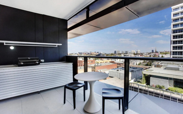 Corporate Keys- Lilli Apartments