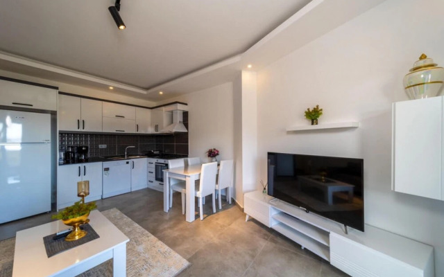 Lovely Flat With Shared Pool and Balcony in Alanya