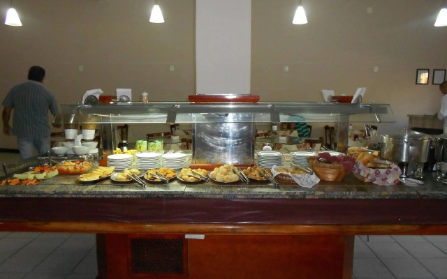 Colossi Hotel