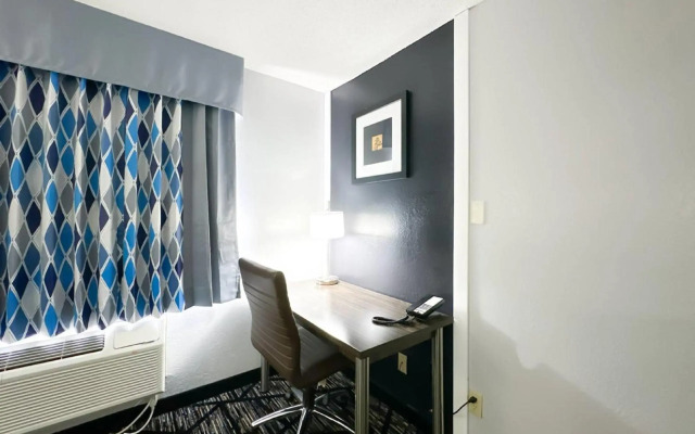 Blaine Town Inn & Suites