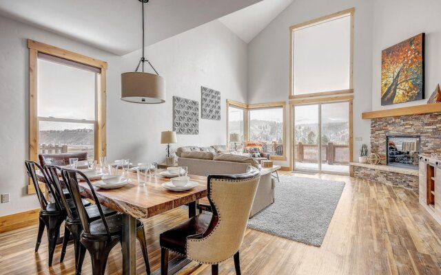 Beautiful 4BD near Winter Park HOT TUB