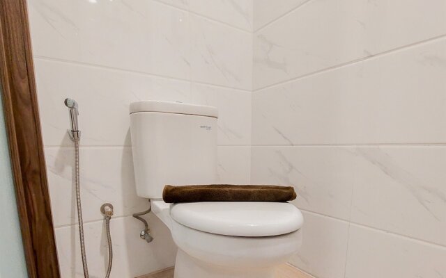 Minimalist Studio At Sky House Alam Sutera Apartment