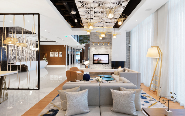 Adagio Premium The Palm