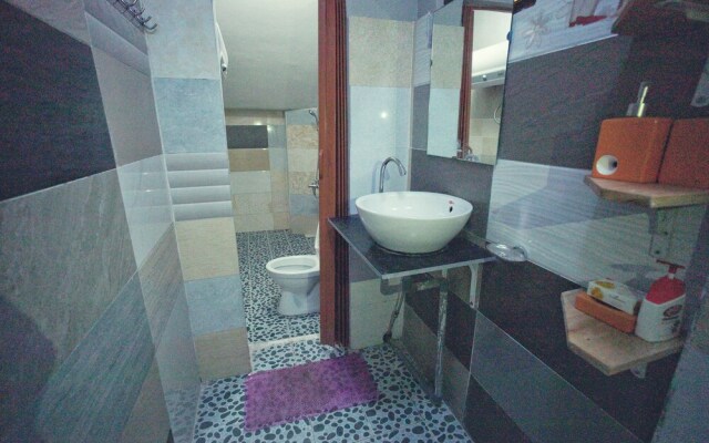 Hanah's Tiny Hanoi Homestay
