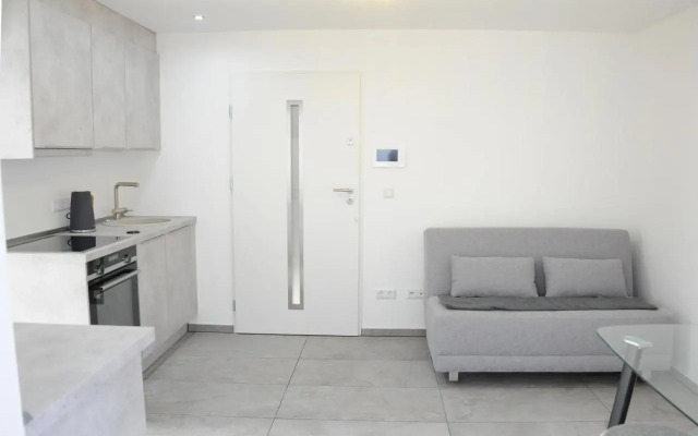 Kleine Studio-Wohnung, kontaktloser Check-in