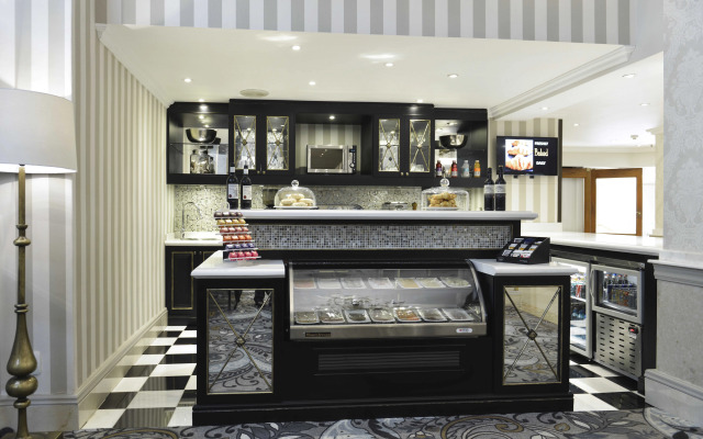 Protea Hotel by Marriott Johannesburg Balalaika Sandton