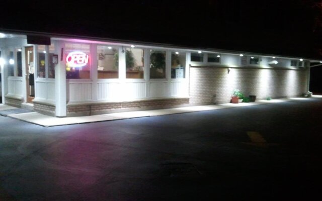 Budget Inn Fairport