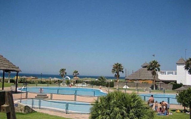 Apartment - 2 Bedrooms with Pool - 103433