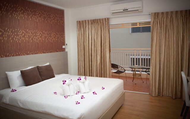 Baan Klang Hua Hin Resort & Condominium