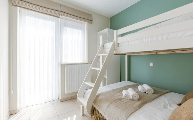 Huswell - Cozy Seaside Apartment With Terrace