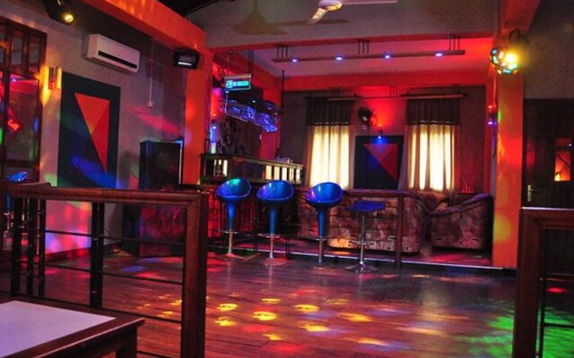 Terrel Hotel - Ampara
