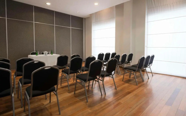 NH Mendoza Cordillera