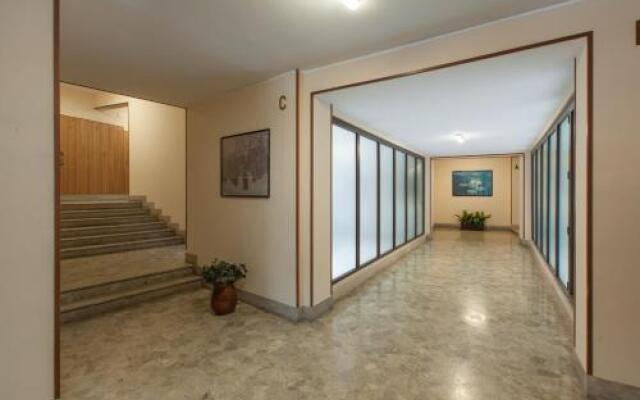 Dormi A Roma B
