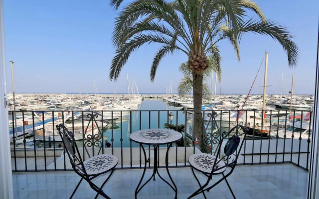 First Line Puerto Banus Harbour, 3 bedroom Luxury Apartment, Marbella
