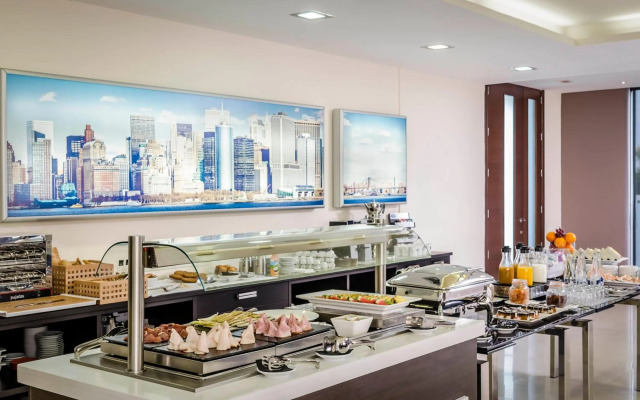 Exe Cunit Suites & Spa