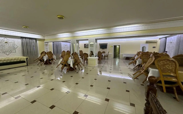 Grand Silk Road Hotel