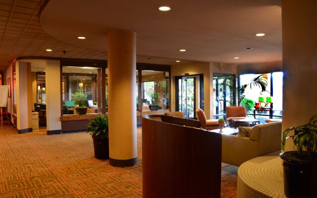 Monarch Hotel & Conference Center