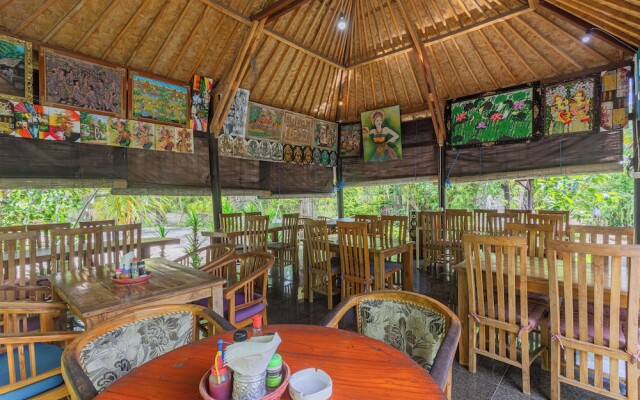 Radjes Bungalow Nusa Penida