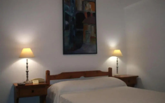 Scorpios Hotel & Suites