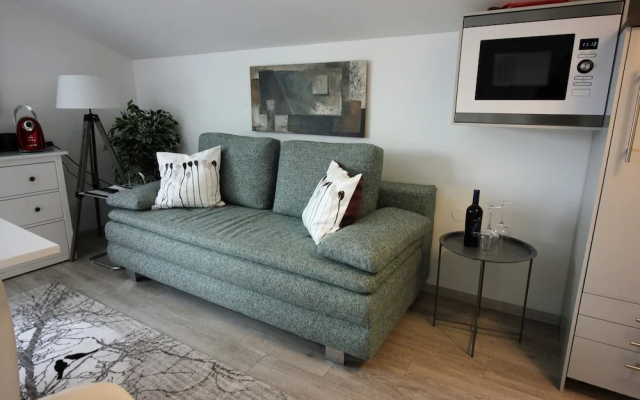 Baum Apartments