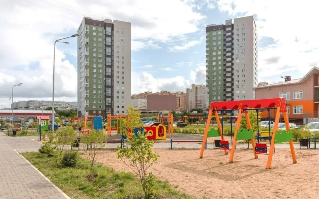 Apartments on Kuzmina Boulevard 27
