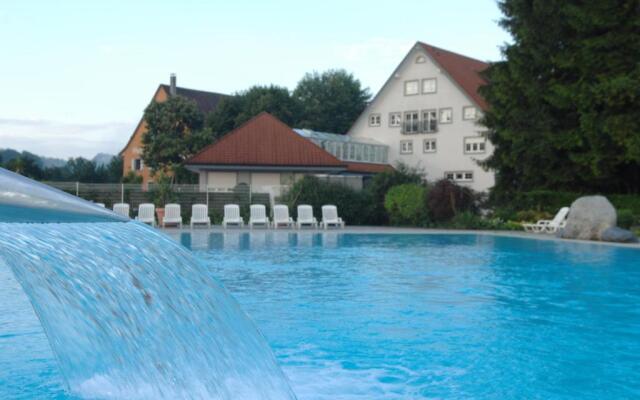 Landhotel Gutshof Camping Badhütten