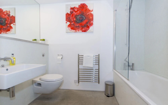 2 Bed- Pureserviced Royal William Yard