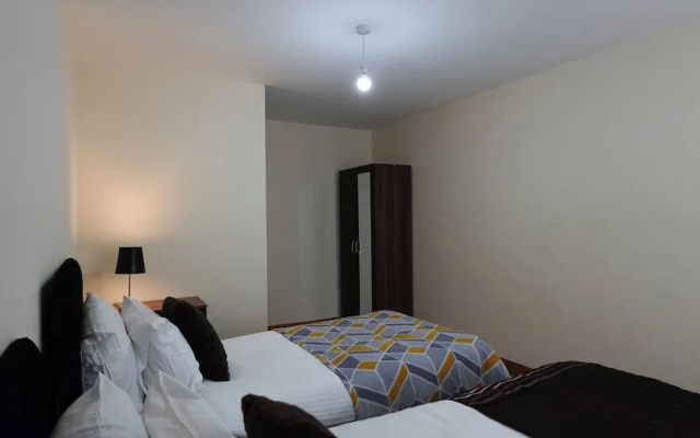 Royal Living Apartment