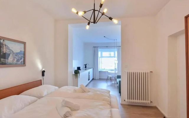 Rosa Apartment with parking historic city center