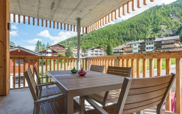 Montela Hotel & Resort - Premium Stay