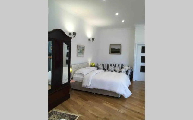 The Loft @ Clifden Bay Apartments