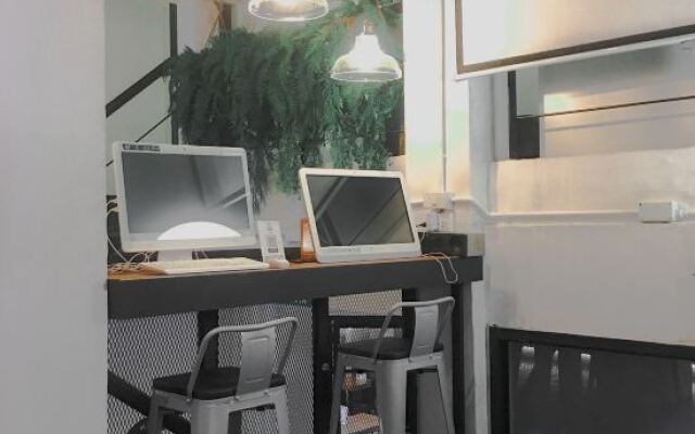 3Howw Hostel @ Sukhumvit 21