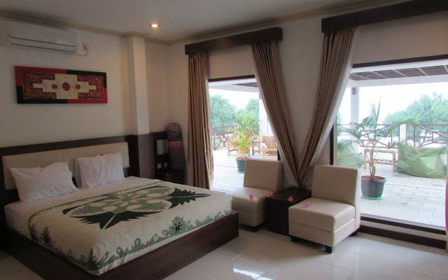 Friends Beach Hotel – Guest Rooms – Kuta