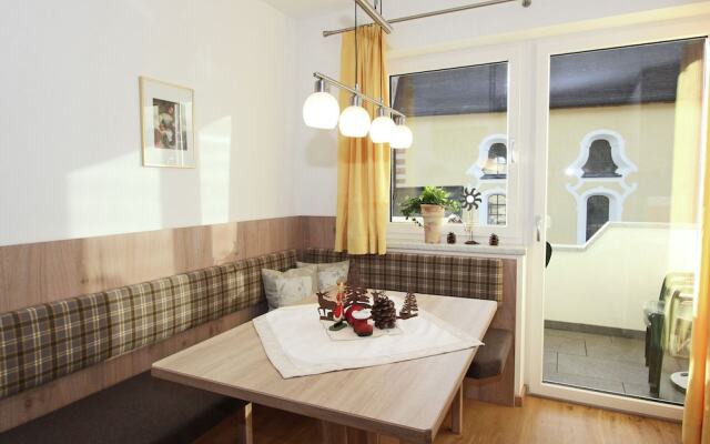 Beautiful Apartment in Maurach With Garden