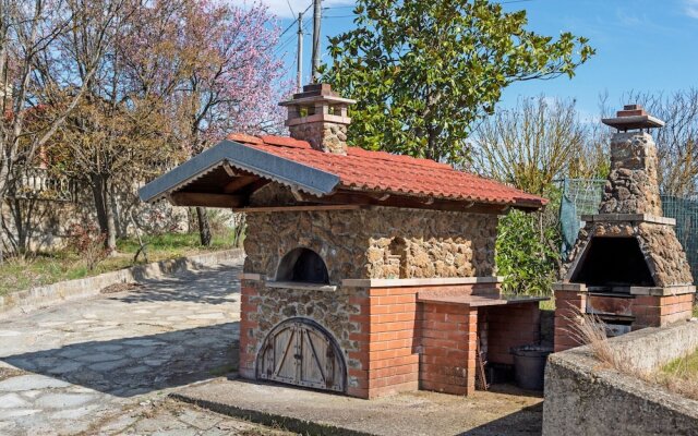 Apartment in Cassinelle With Garden & BBQ