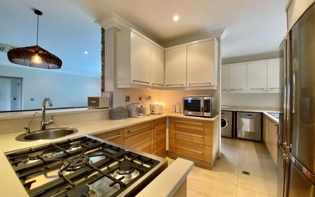 DolphinCoast YOLO Spaces-Ballito Beach House Villa