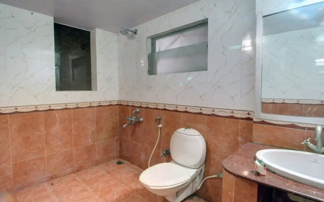 OYO 29625 Suvarna Regency