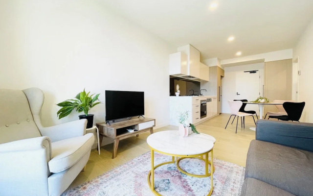 Mega Style Apartments M-City