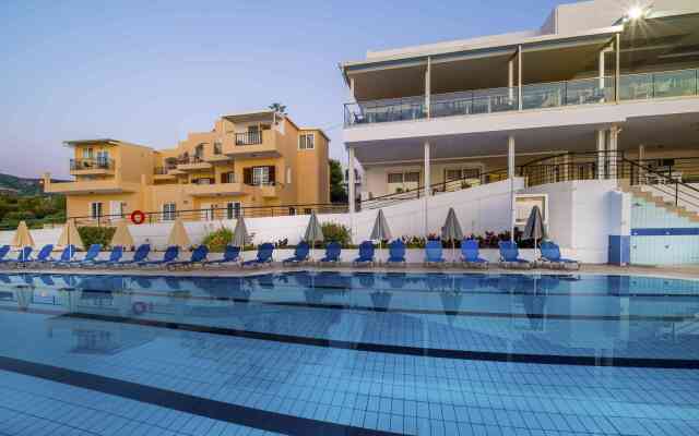 Horizon Beach Hotel
