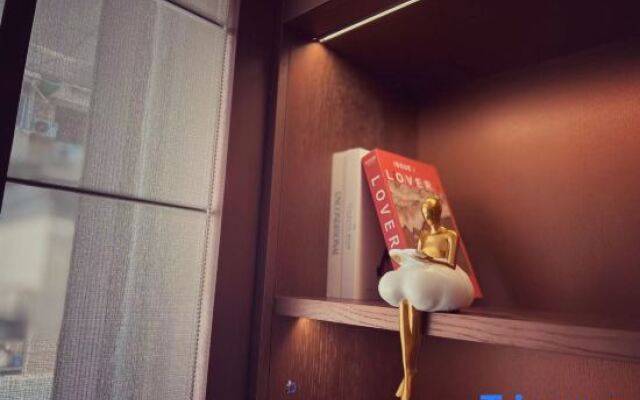 Shanghai Xujiahui center Hongqiao Road Manhe hotel