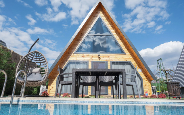 Teona Kartepe Bungalov