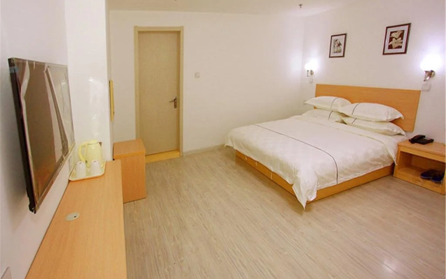 Northeast Pearl Hotel (Dalian Ansheng branch)