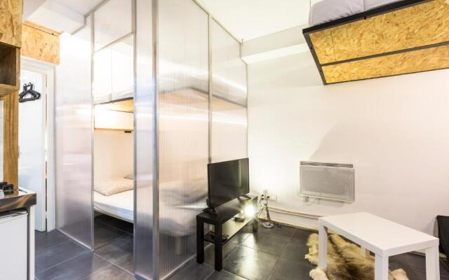 Unusual and charming 25m² near LE MARAIS