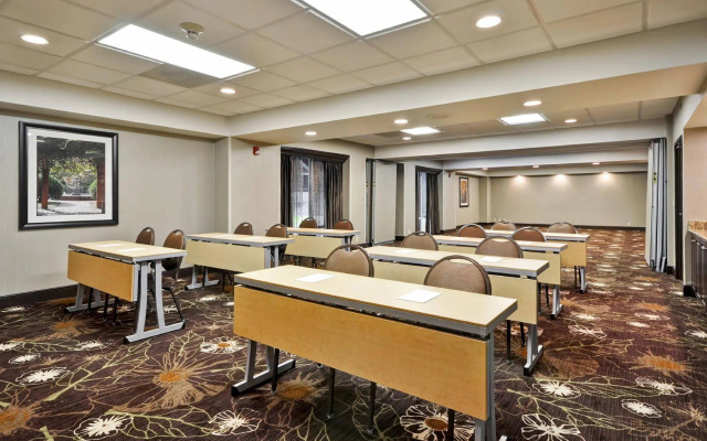 Hampton Inn & Suites Memphis East Germantown Area