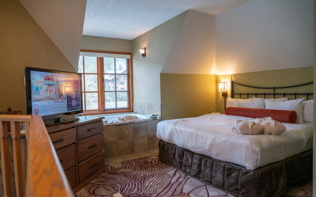 Banff Caribou Lodge and Spa - Image 7