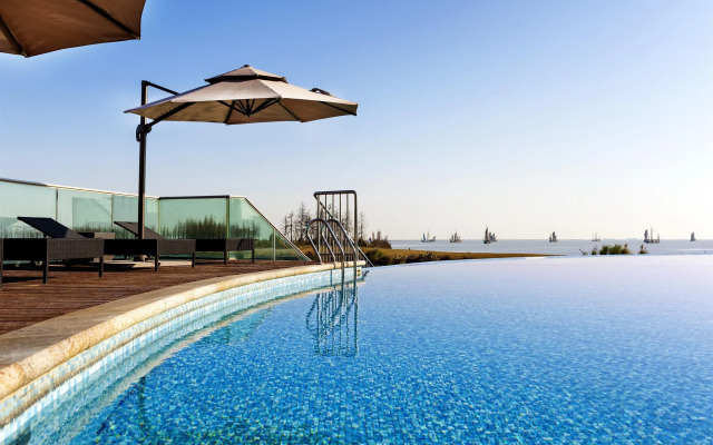 Sheraton Huzhou Taihu Lake Hot Spring Resort & Spa