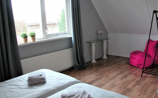 Spacious Holiday Home in Zeewolde With Garden