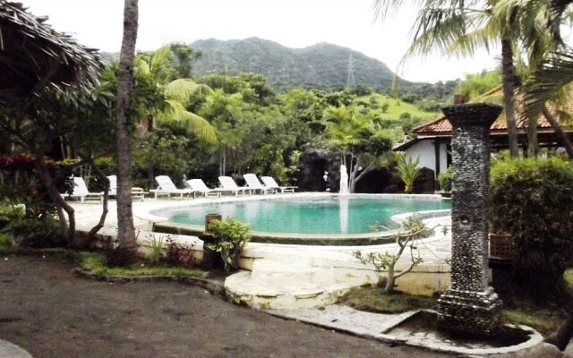Segara Bukit Seaside Cottages