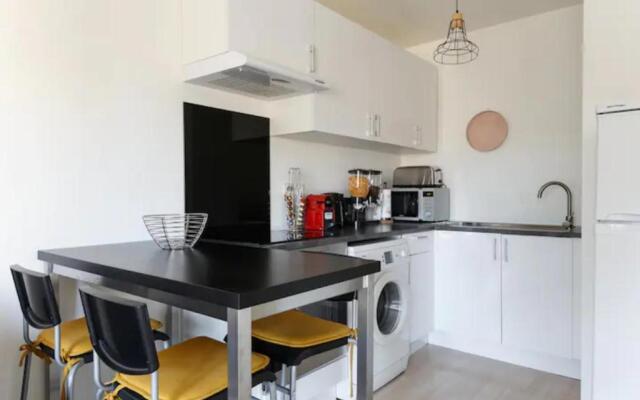 Appartement cozy: 10/15 min des Champs Élysée