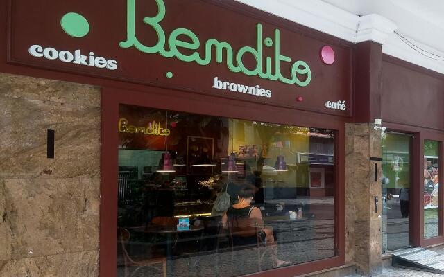 Cozy Copacabana - Conforto, Praia e Exclusividade!